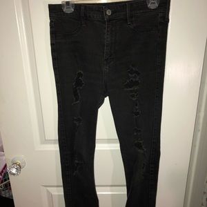 AMERICAN EAGLE black ripped jeans